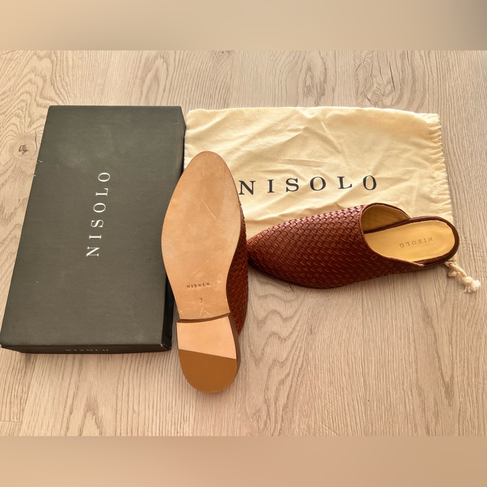 Women’s shoes